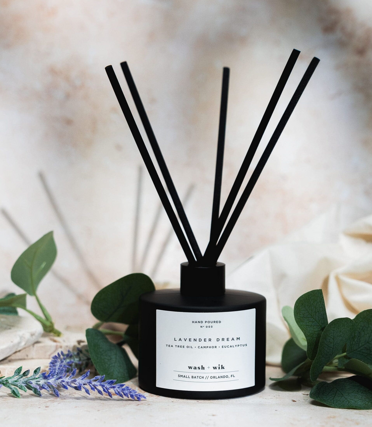 Lavender + Tea Tree Clear Reed Diffuser — Lavender, Tea Tree & Eucalyptus